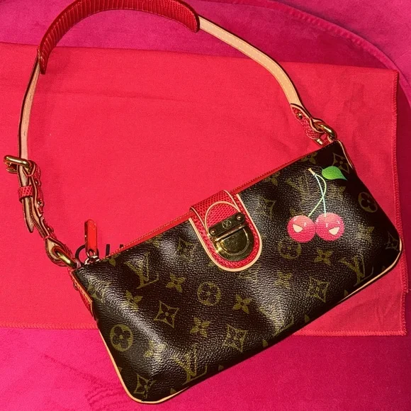 Louis Vuitton x Takashi Murakami Lizard Monogram Cerises Pochette cherry 🍒 bag - Picture 2 of 16